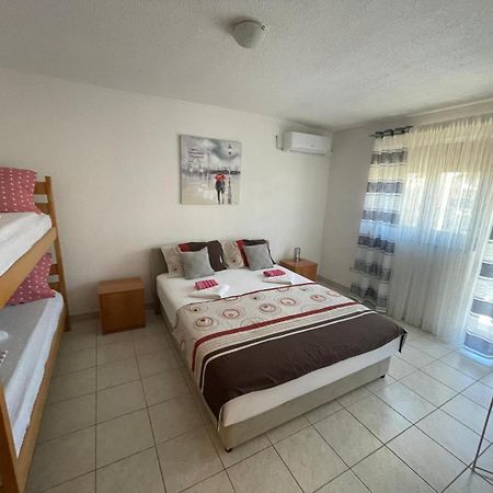 Apartments Mira Neum Exterior foto