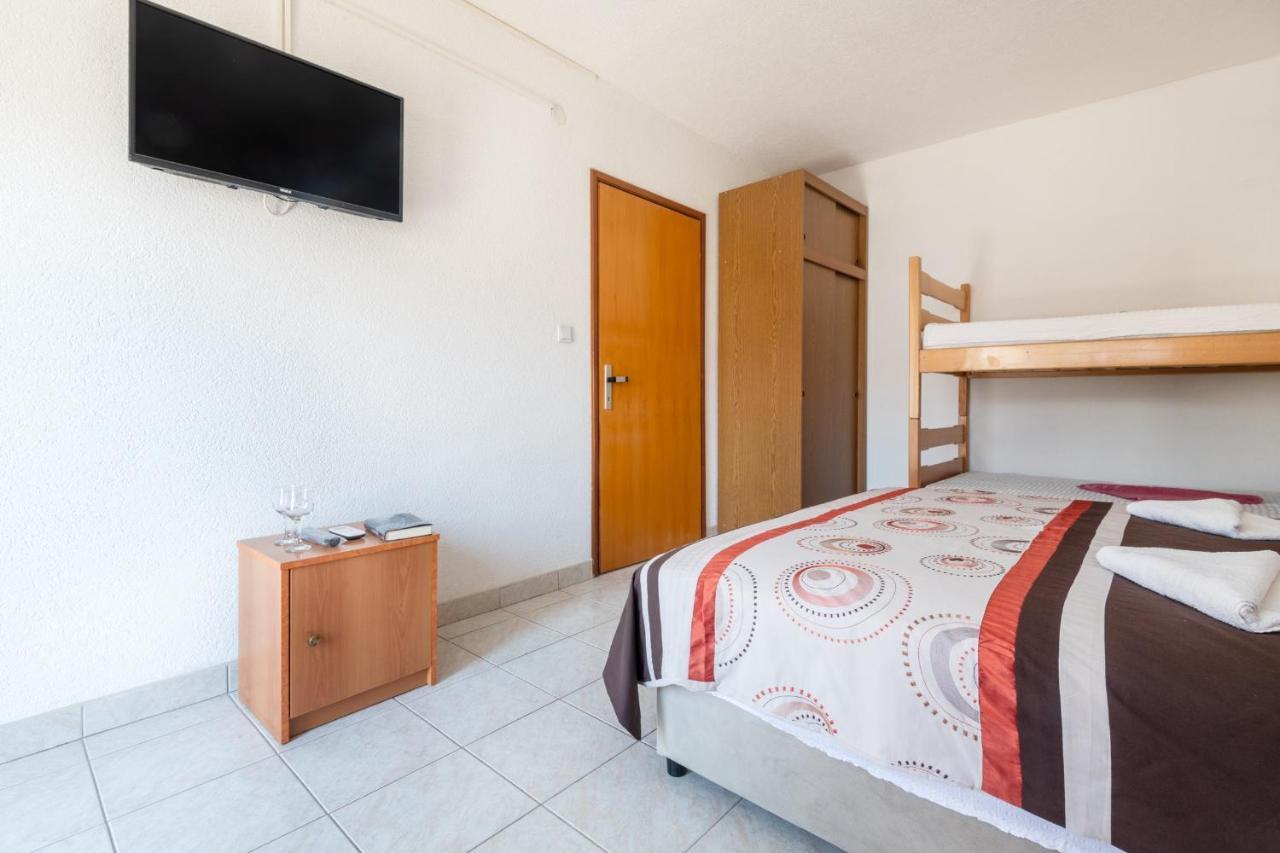Apartments Mira Neum Exterior foto