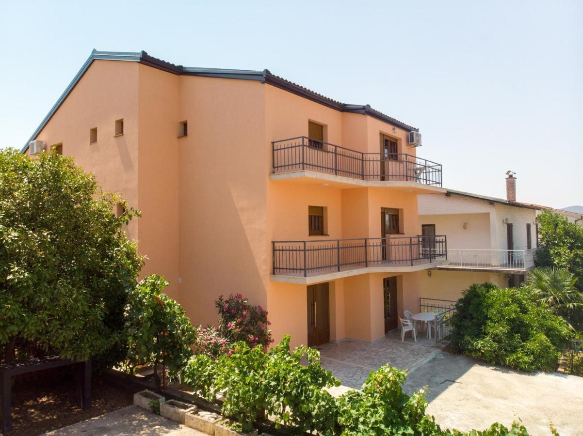 Apartments Mira Neum Exterior foto