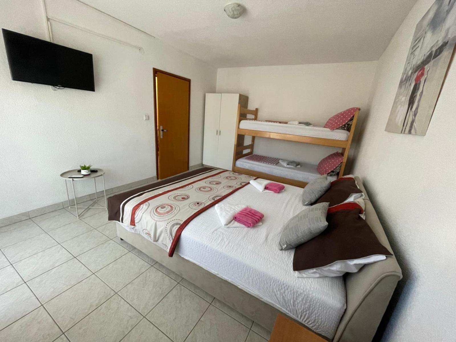 Apartments Mira Neum Exterior foto